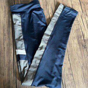 Women's Yoga Navy Leggings With Pockets Size L/XL